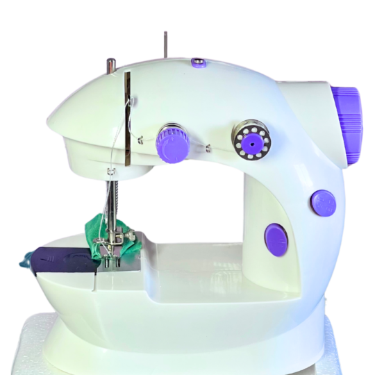 Máquina De Coser Sm-202a Recta Mini Color Blanca Y Violeta 220v Compacta